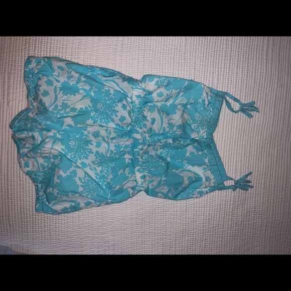 Two Gap Rompers - Picture 8 of 8